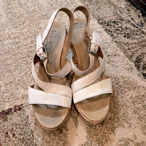 BOC White leather sandals - Picture 2 of 5